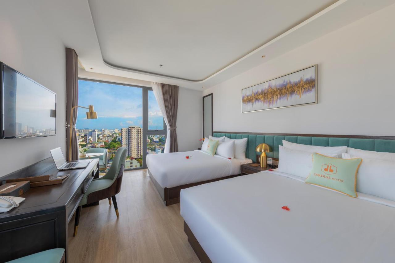 Cordial Grand Hotel Da Nang Beach - Infinity Rooftop Pool Exterior foto